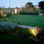 La Fuentona De Santillana Agroturismo *