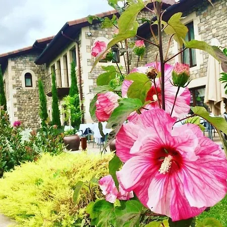Фермерский дом La Fuentona De Santillana Vispieres