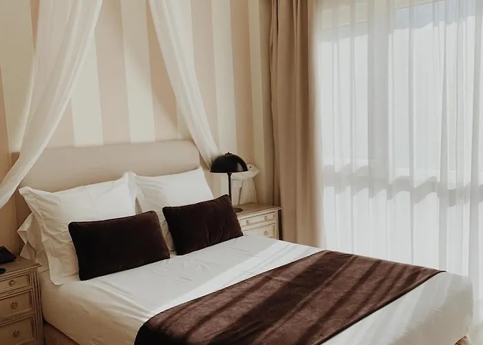 Farm stay La Fuentona De Santillana *