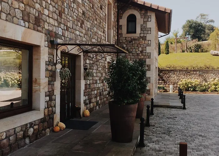 Farm stay La Fuentona De Santillana Vispieres