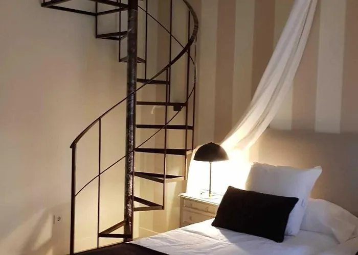 La Fuentona De Santillana *