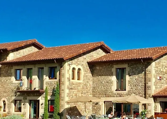 La Fuentona De Santillana Vispieres