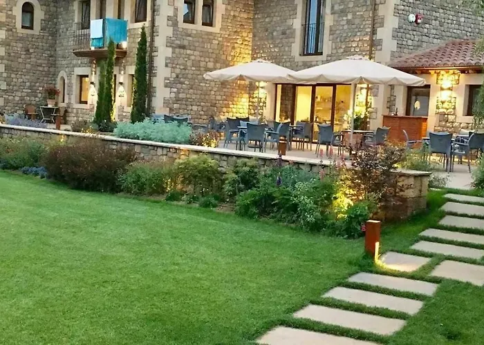 La Fuentona De Santillana