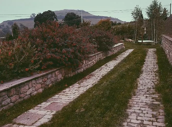 La Fuentona De Santillana Farm stay