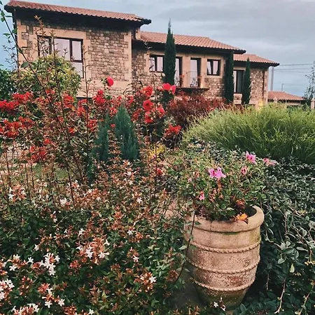 La Fuentona De Santillana Vakantieboerderij