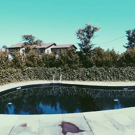 La Fuentona De Santillana * Vispieres